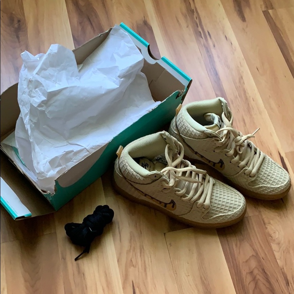 Nike SB Waffle Dunk high pro chicken and waffles - Picture 9 of 9